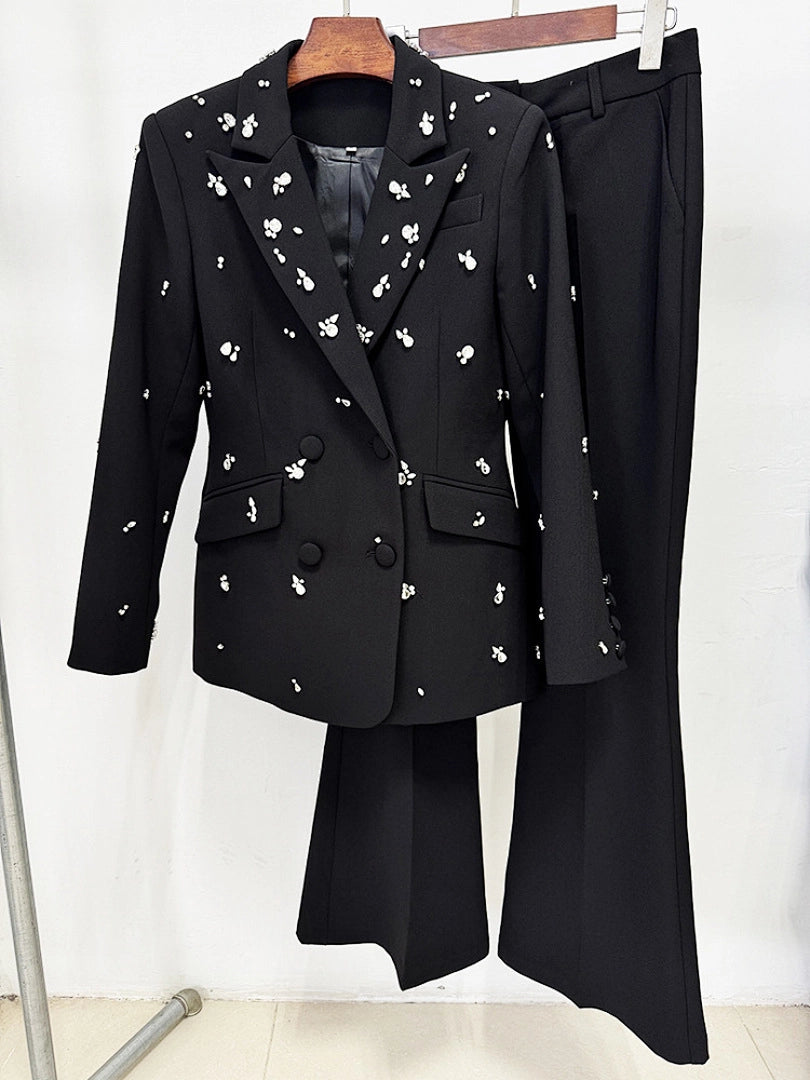 Luxury Black Satin Mermaid Evening Gown with Beaded Sweetheart Neckline