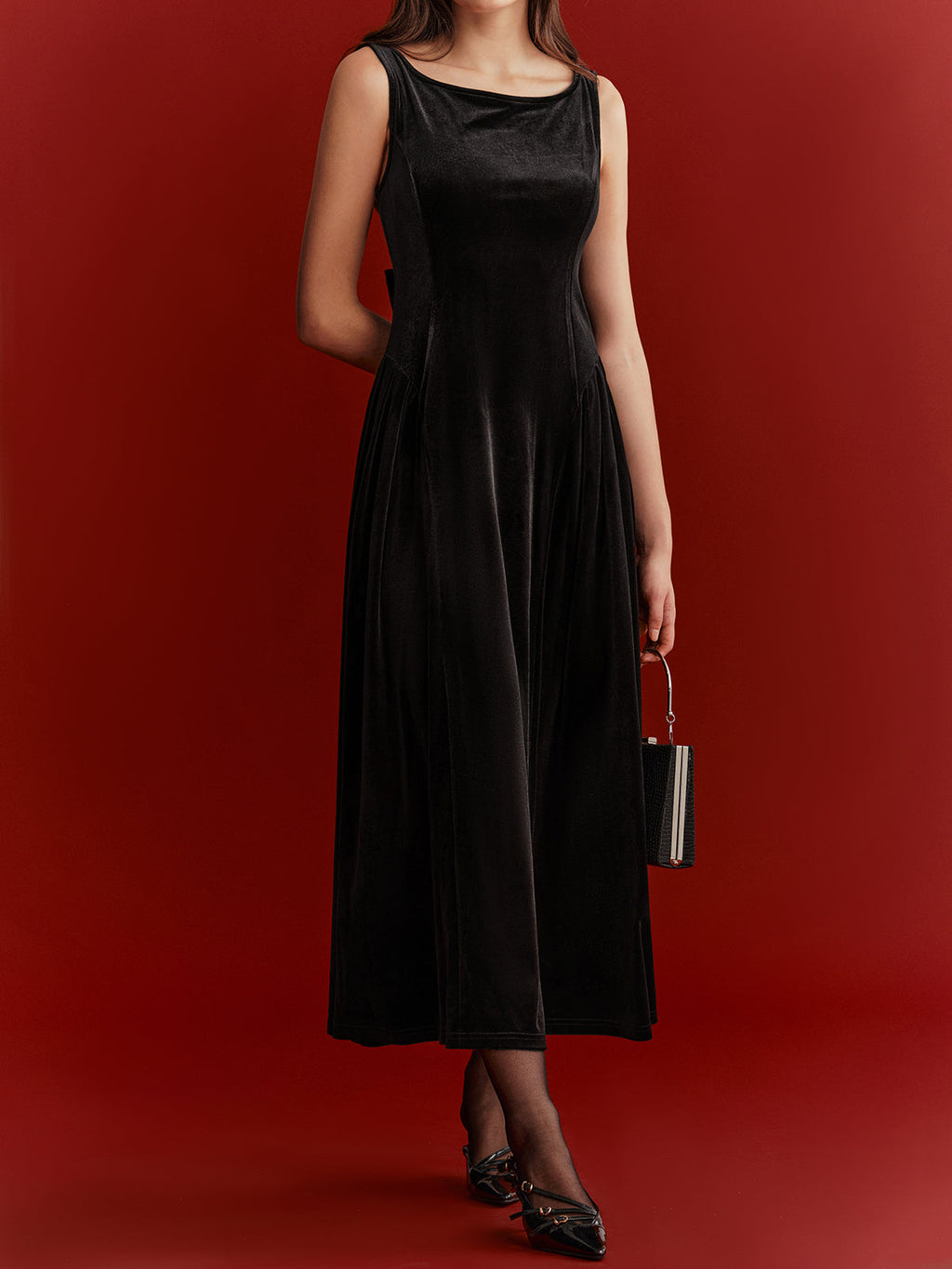 Mesh Back Bow Detail Velvet Maxi Dress