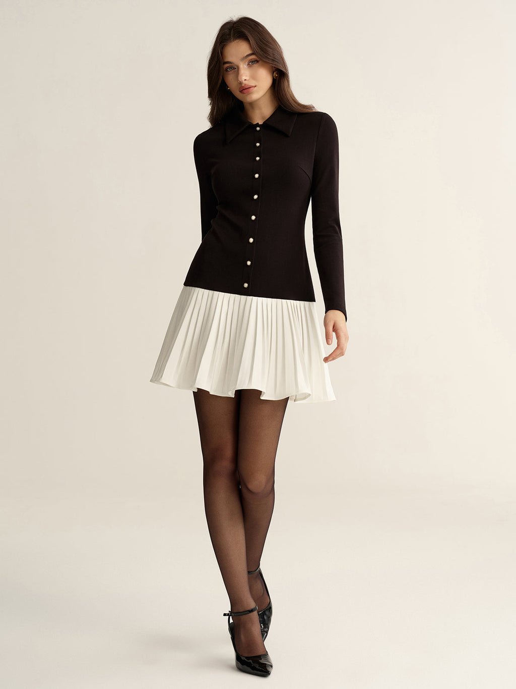 Contrast Pleated Hem Collared Mini Dress